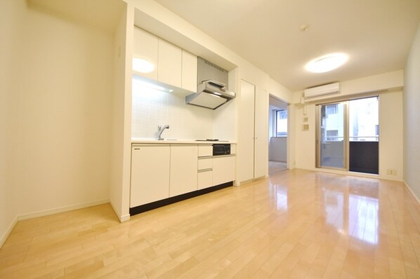 レジディア日本橋浜町の物件内観写真